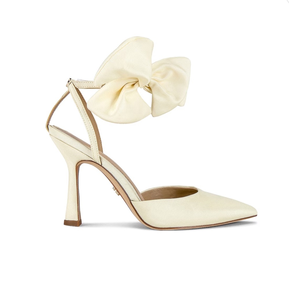 NWT Halie Pump in Pearl Ivory by Sam Edelman